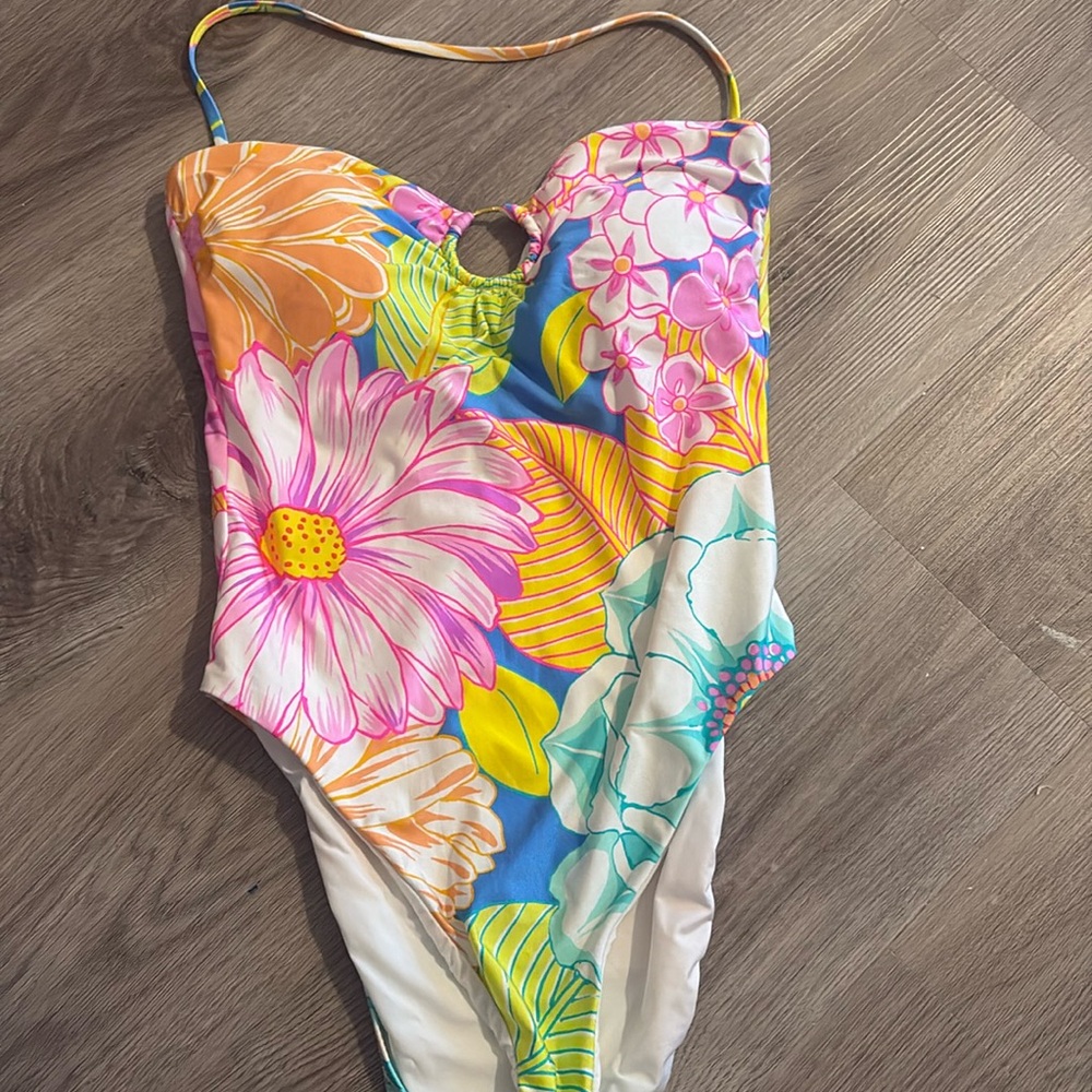 Sunshine 79 brand size 8 bathing suit one piece NWT